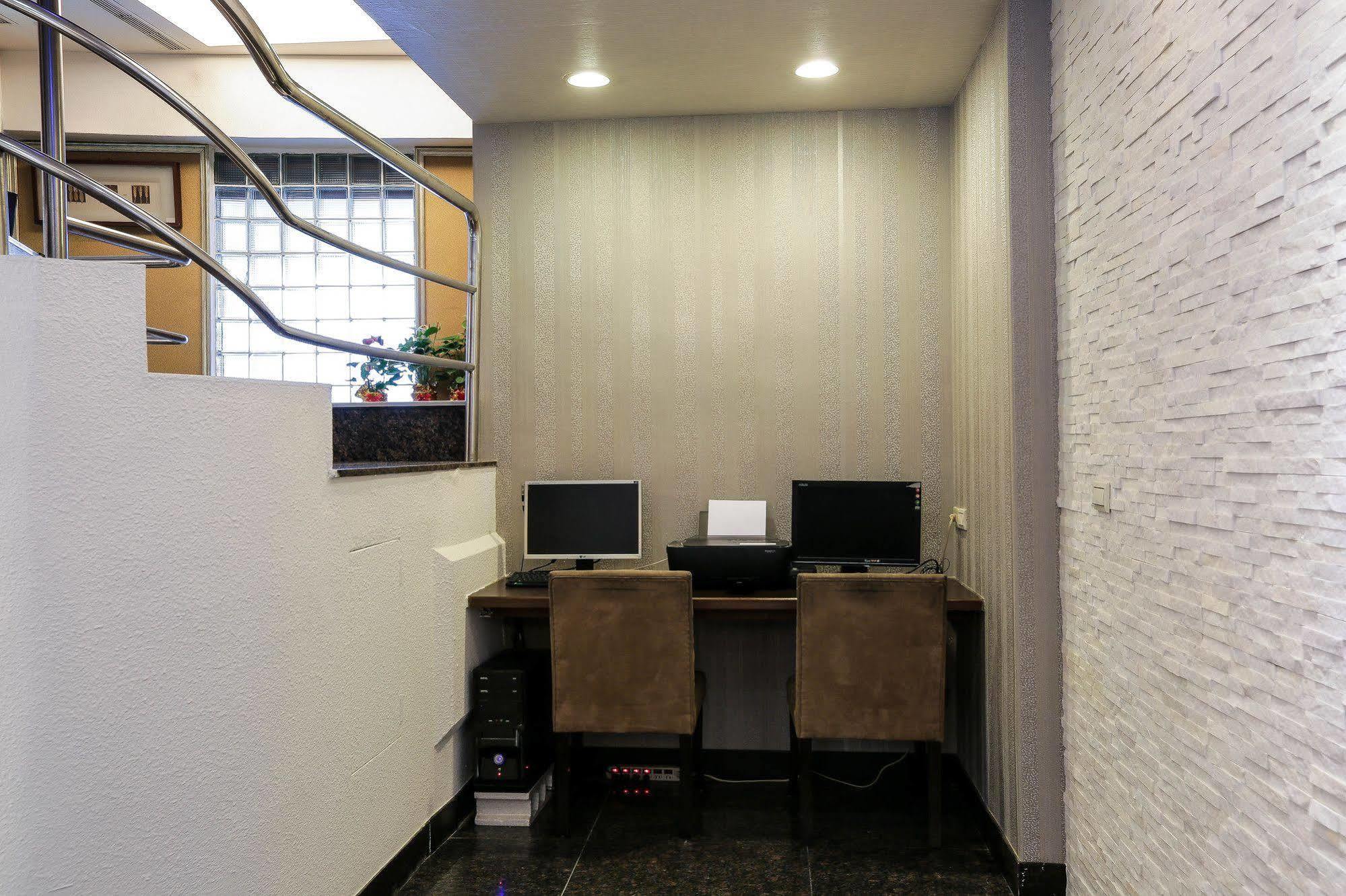 Luckynews Classic Hotel Таоюань Экстерьер фото